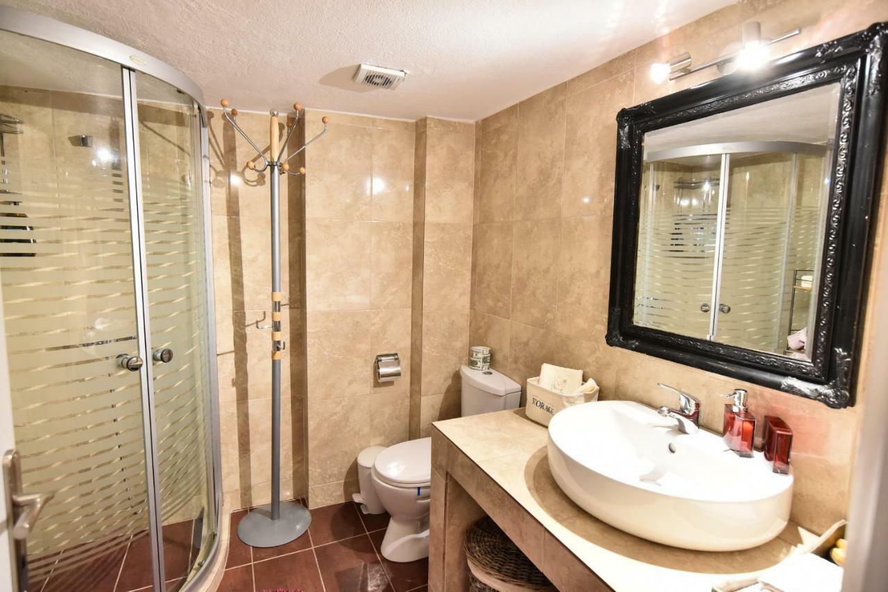 Queens Bed&Rest Luxury Apartment Kavála ภายนอก รูปภาพ